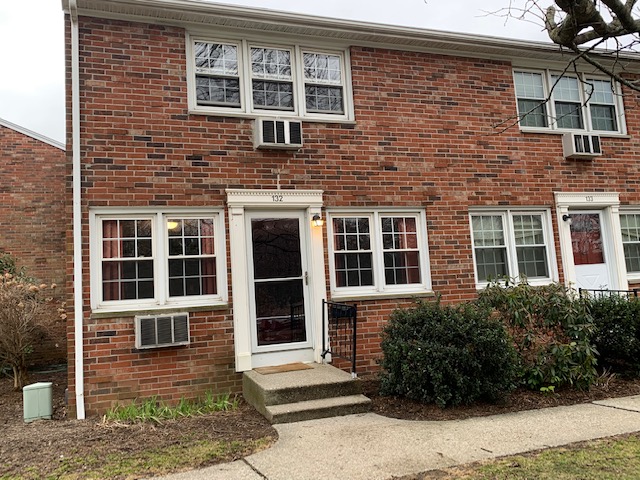 Focused Property Photo