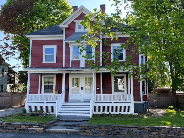 Focused Property Photo