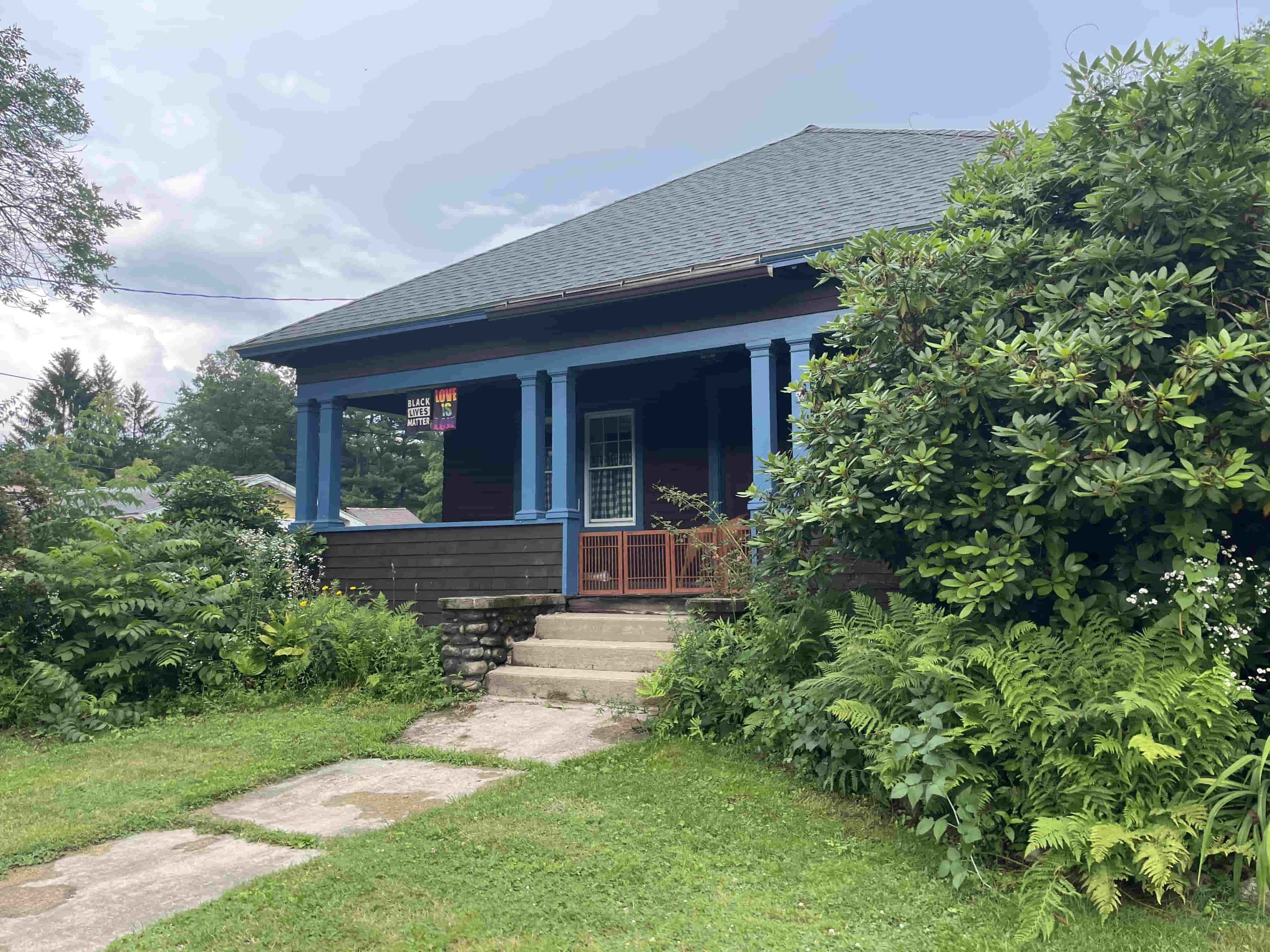 Focused Property Photo