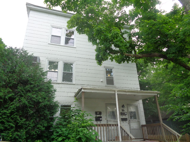 Focused Property Photo