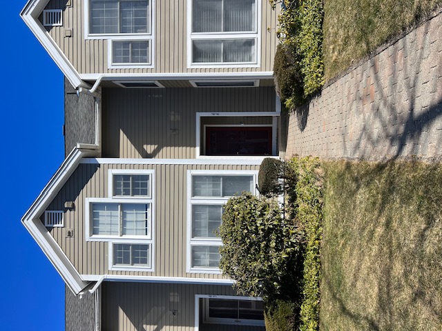 Focused Property Photo