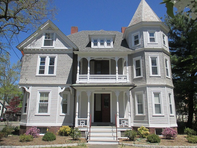 Focused Property Photo