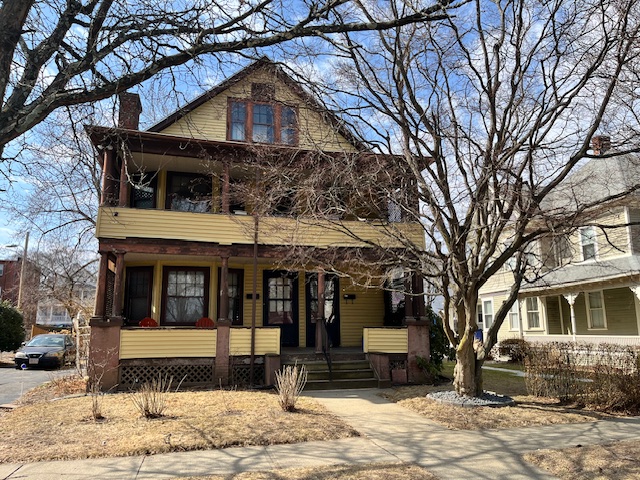 Focused Property Photo