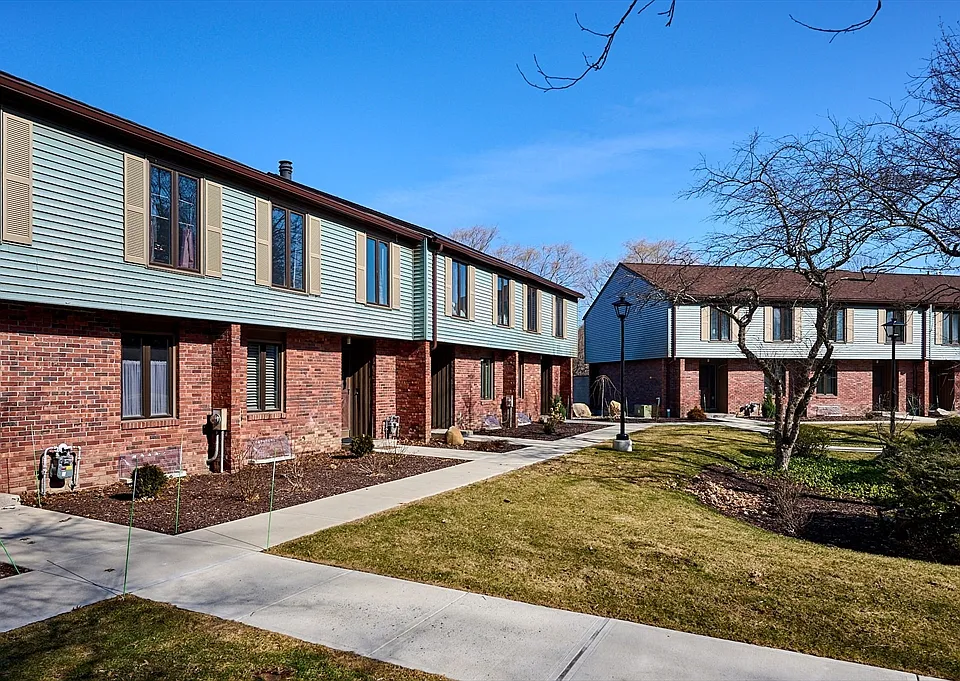 Focused Property Photo