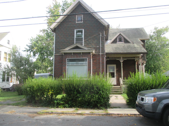 Focused Property Photo