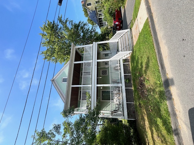 Focused Property Photo