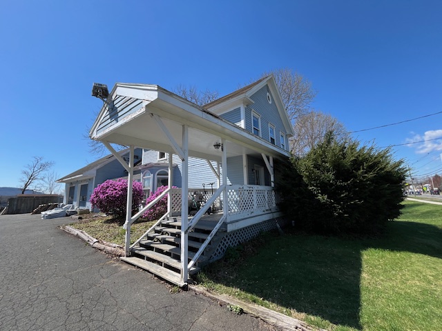 Focused Property Photo