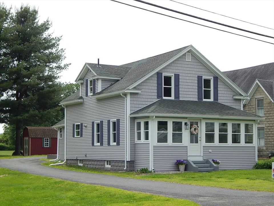 Focused Property Photo