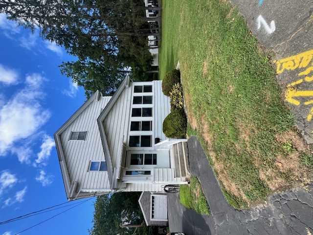 Focused Property Photo