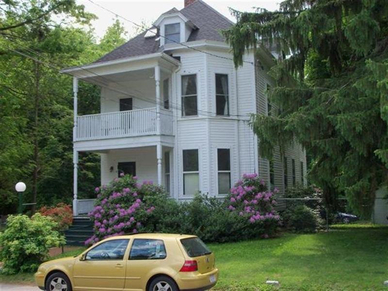 Focused Property Photo